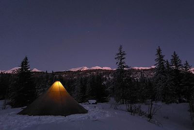Bivouac dans le Vercors en hiver - France