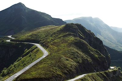 Route de montagne - Cantal - France