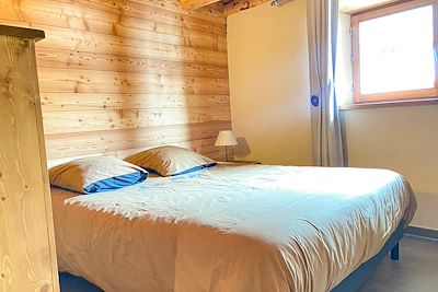 Chambre lit double - Votre hébergement à Cervières - Hautes-Alpes - France
