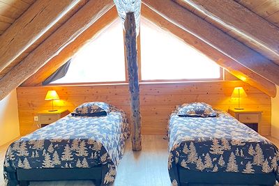 Chambre lits jumeaux - Votre hébergement à Cervières - Hautes-Alpes - France