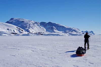 Randonnée à ski dans le Fjord Ammassalik - Groenland