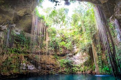 Cénote, grotte - Chichen Itza - Yucatan - Mexique
