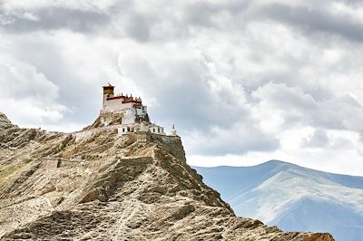 Vue du palais Yungbulakang - Tsedang - Tibet