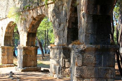La voie lycienne, cités antiques et eaux turquoise