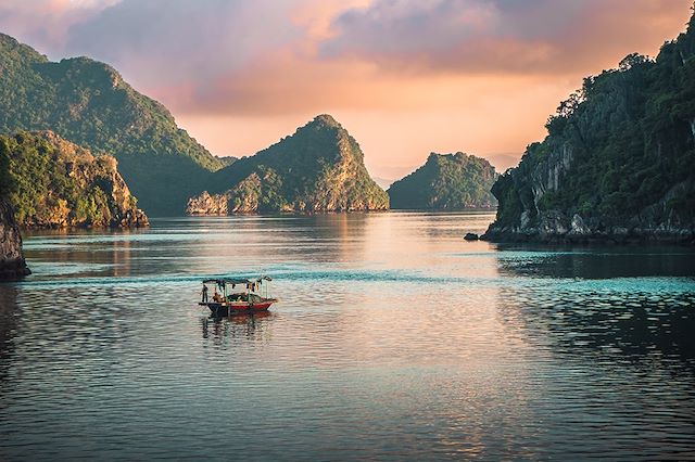 Rencontres Vietnam Hanoi et la Baie d'Halong