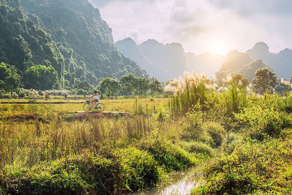 Vélo Hanoi et la Baie d'Halong