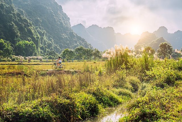 Vélo Vietnam Hanoi et la Baie d'Halong