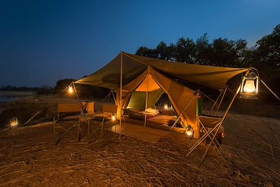 Luangwa Bush Camping - South Luangwa National Park - Zambie