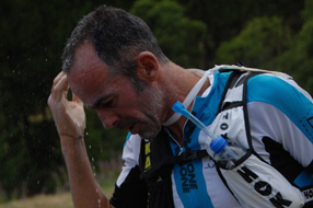 Tewet, Le dayak aux mille grottes