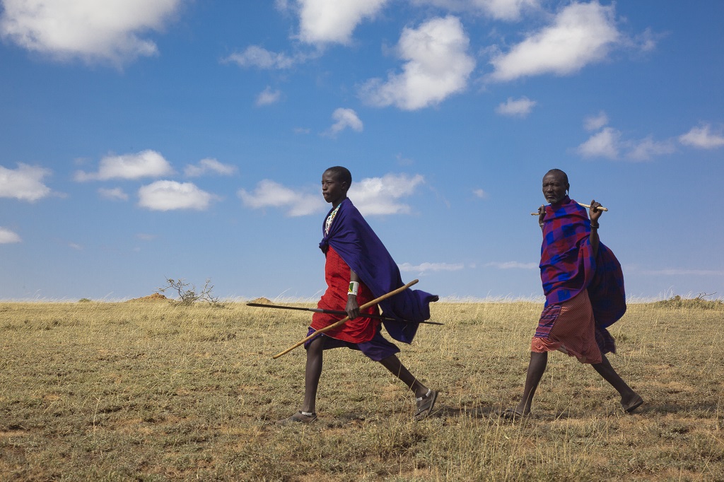 Guerrier Masai, Gols Mountains dans le Parc du Serengeti - &copy;Gregory Rohart 