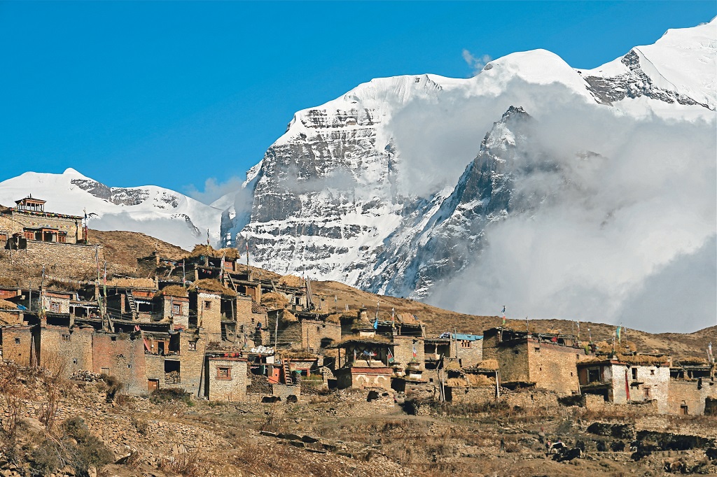 Village de Naar au coeur de l'Himalaya - N&eacute;pal