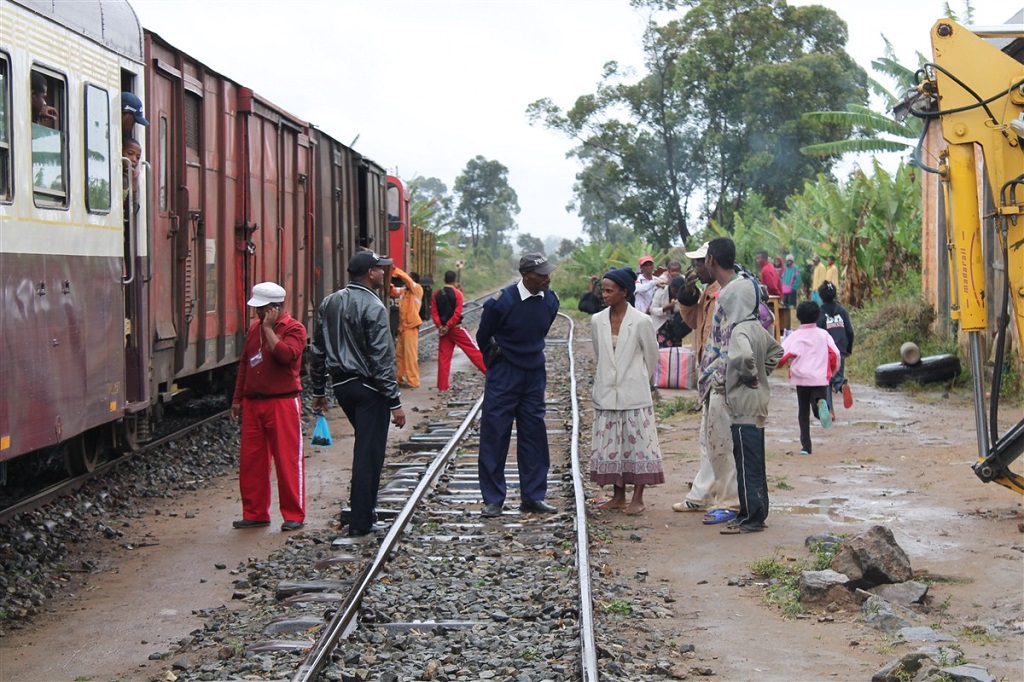 Voyage en train sur la c&ocirc;te Est de Madagascar