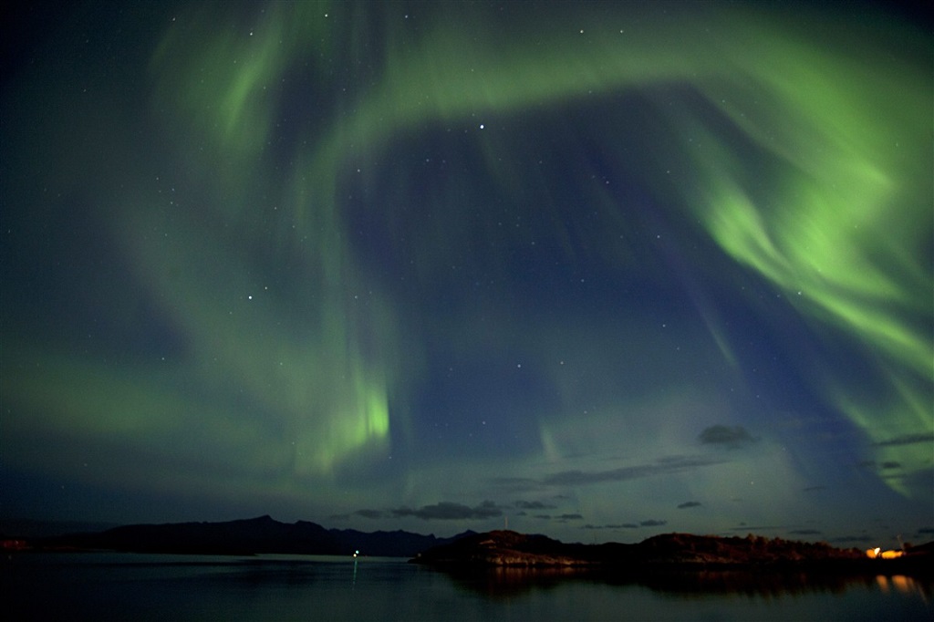 Aurores boréales dans les Lofoten, Norvège - ©Quentin Gaudillère Aurores boréales dans les Lofoten, Norvège