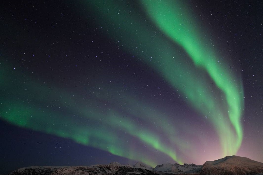 Aurores bor&eacute;ales dans la r&eacute;gion de Troms&oslash;