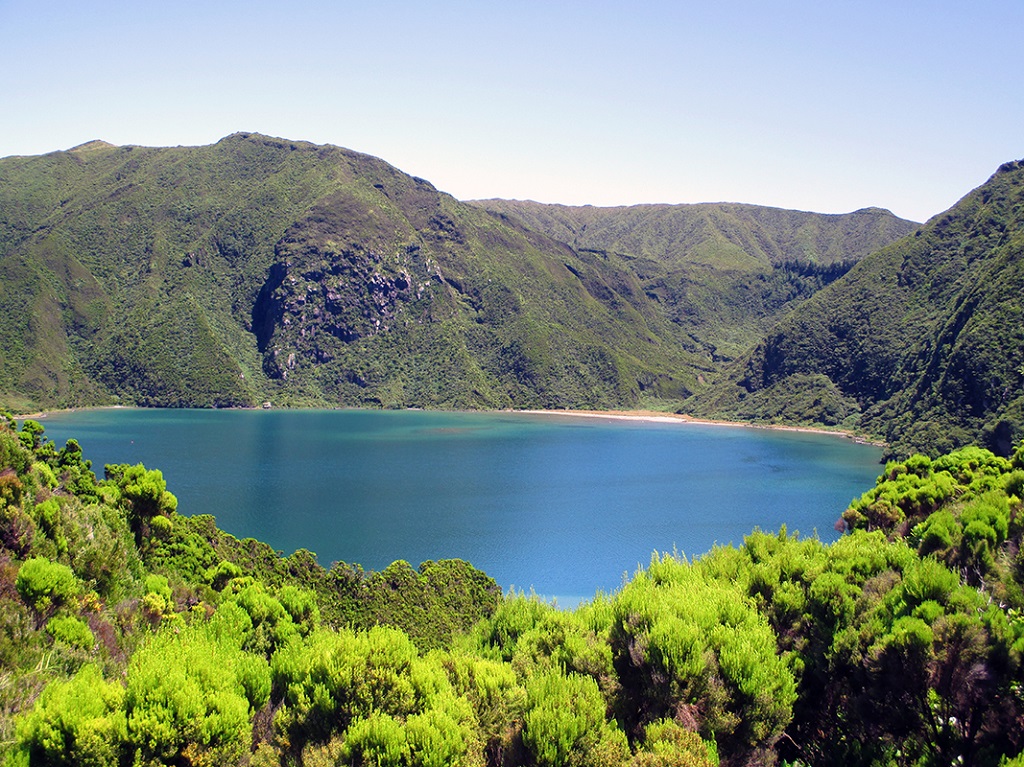 Lagoa do fogo - A&ccedil;ores, Portugal 