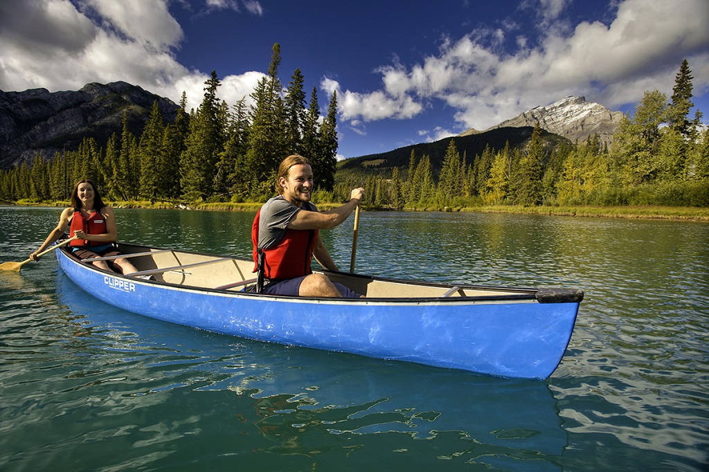 La d&eacute;couverte des paysages en quelques coups de pagaie - &copy;Destination Canada