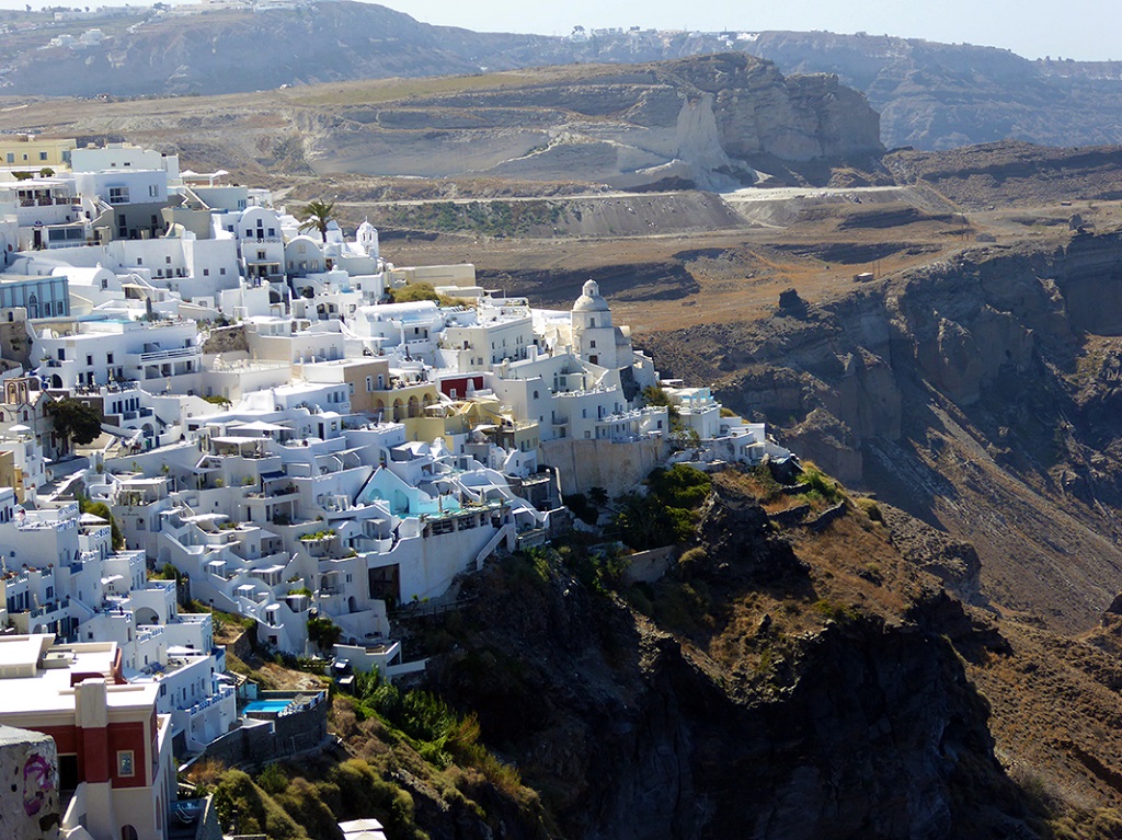 Les contrastes color&eacute;s de Santorin