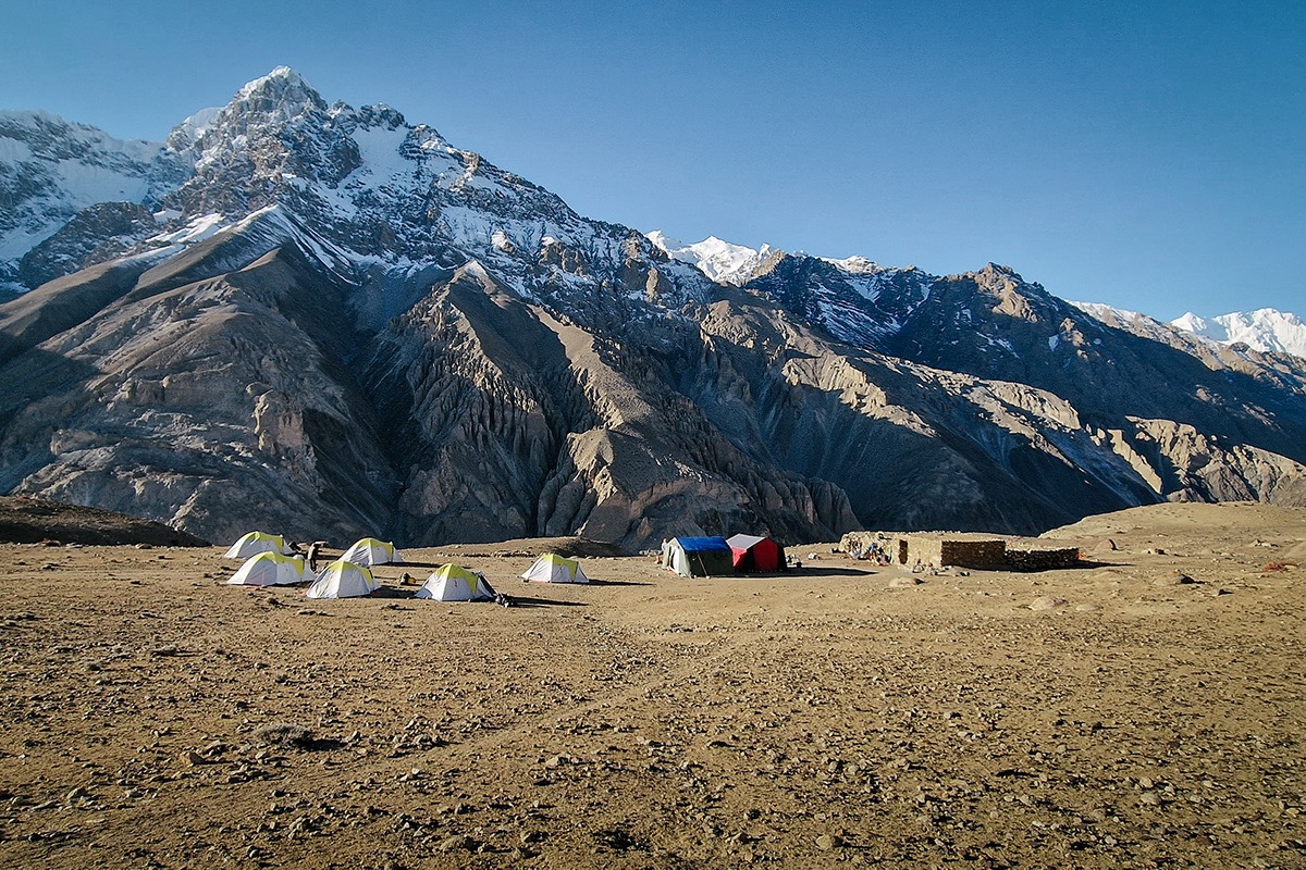 Bivouac, Parinsar, Pakistan - ©Daniel Le Cunff Bivouac, Parinsar, Pakistan - ©Daniel Le Cunff