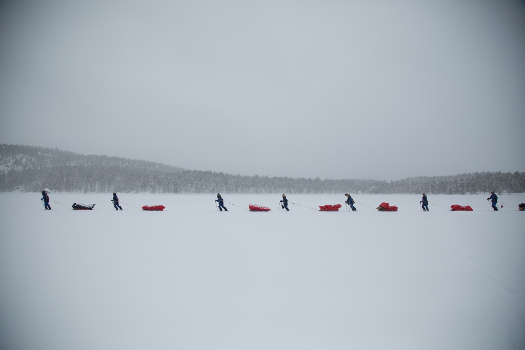 Les pulkas de chaque participant p&egrave;sent jusqu'&agrave; 80 kilos - &copy;Human Adaptation Institute-M-Saumet