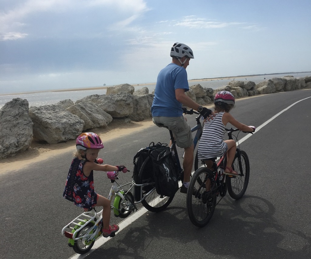 Balade &agrave; v&eacute;lo, au rythme de toute la famille - &copy;Caroline Laurent